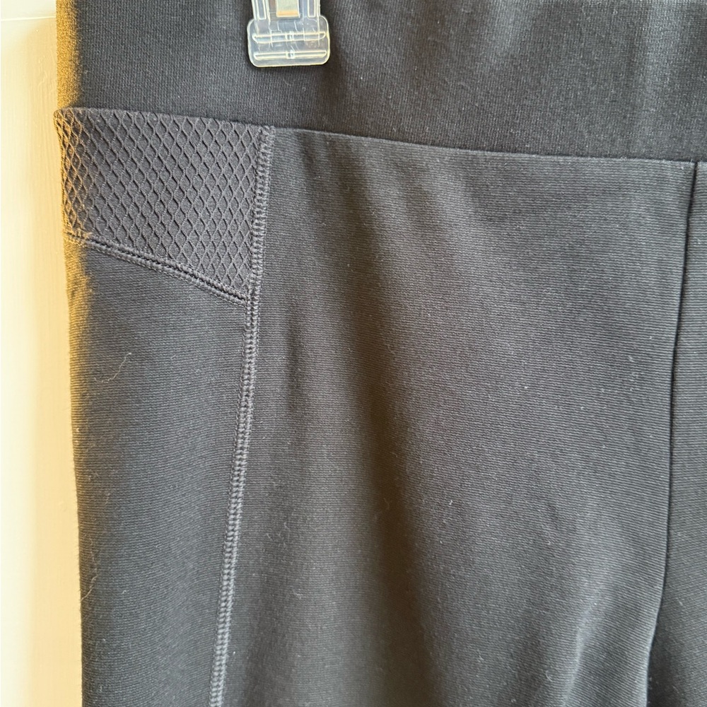 White House Black Market Classic Black Pants - Picture 4 of 5